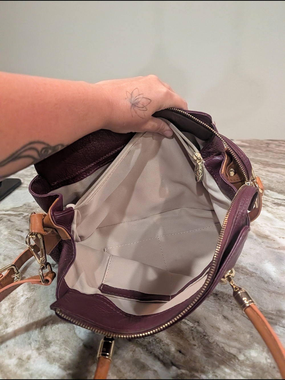 Valentina Plum Leather Bag - Picture 8 of 13